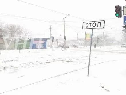 Миколаїв від снігу вийшли чистити 33 одиниці техніки