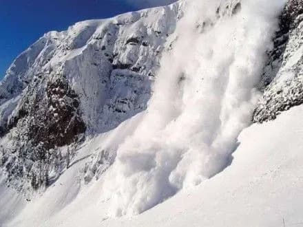 Синоптики попередили про лавинну небезпеку в західному регіоні України