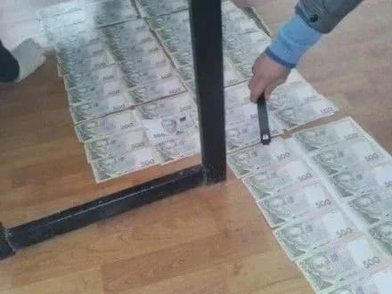 Посадовця Держвиконслужби затримали на хабарі на Тернопільщині