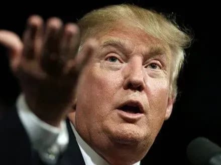 Д.Трамп повідомив, що розвідка США визнала компромат на нього фальшивкою