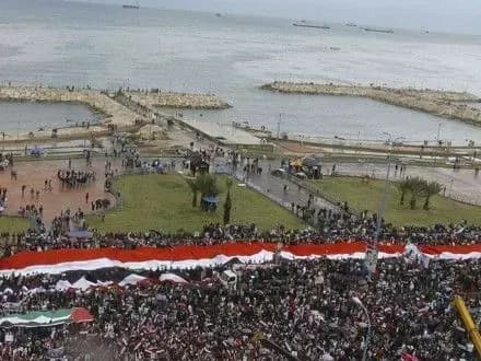 РФ і Сирія підписали угоду про розширення російської бази ВМФ в Тартусі