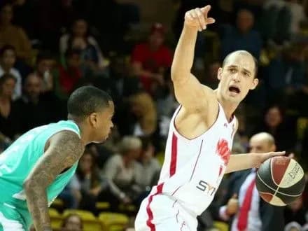 С.Гладир став найрезультативнішим гравцем "Монако" у матчі чемпіонату Франції з баскетболу