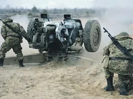 Двое украинских военных ранены в зоне АТО - штаб