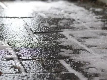 Завтра на дорогах Києва очікується ожеледиця