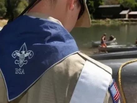У США дітям-трансгендерам дозволили йти в бойскаути