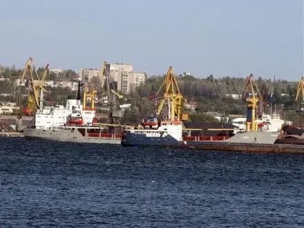 Должностному лицу ГП "Николаевский морской торговый порт" сообщили о подозрении