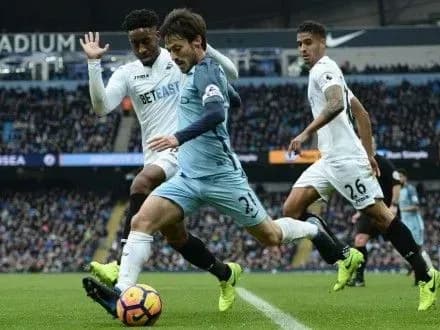 Дубль Г.Жезуса принес "Манчестер Сити" победу над "Суонси"