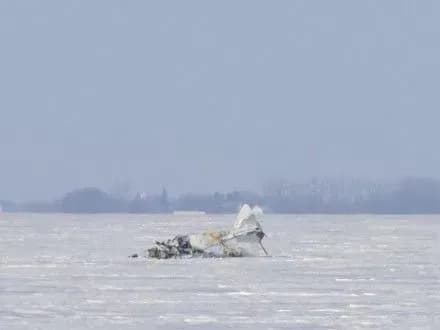 Внаслідок катастрофи літака в Канаді загинуло двоє людей