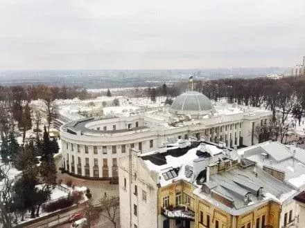 О.Сыроид закрыла Раду до 20 февраля