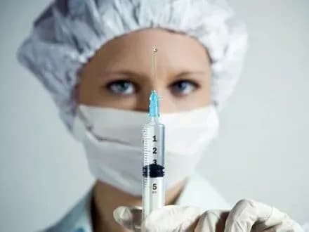 Підлітків, які отримали поранення в Авдіївці, оглянув лікар