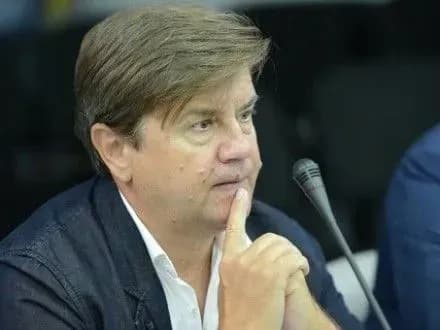 РФ может признать независимость "ДНР" и "ЛНР" в течение предвыборного года - В.Карасев