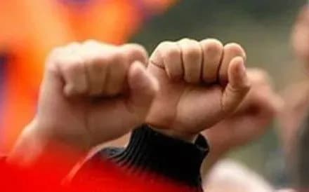 У Білорусі тисячі людей протестували проти “податку на дармоїдство”