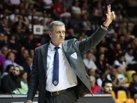 Італійський БК "Канту" звільнив українського тренера К.Большакова