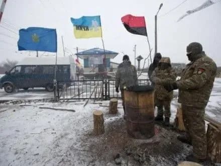 Д.Корнейчук: багатьом у владі вигідна блокада