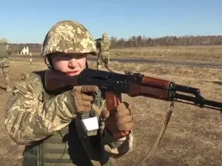 Випускники Національної академії сухопутних військ провели тренування на полігоні