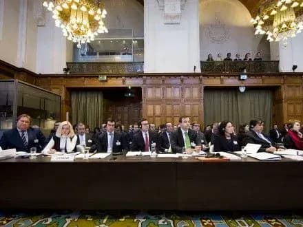 Київ відреагував на заяви РФ в суді ООН про "зброю у шахтах" на Донбасі