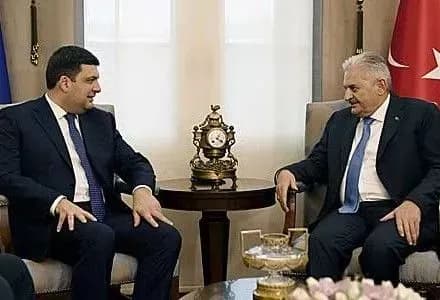 Туреччина офіційно заборонила своїм суднам відвідувати окупований Крим