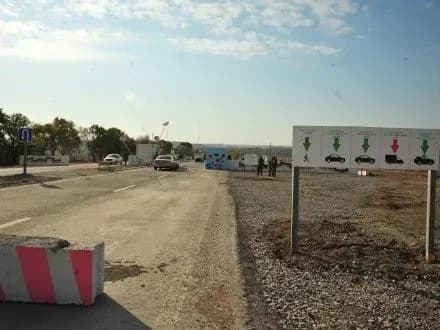 Бойовики вночі обстріляли Гнутове, пошкоджено житлові будинки