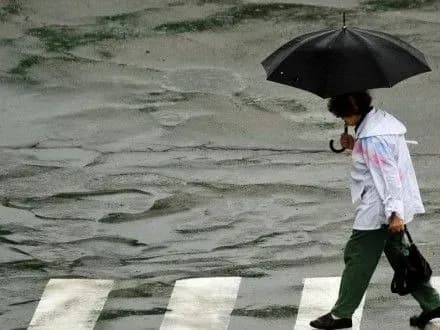 В Украине пройдут дожди, местами порывы ветра достигнут штормовых значений