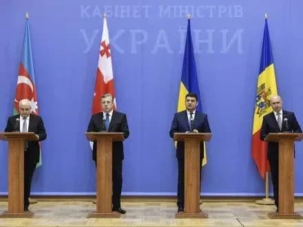 Країни ГУАМ наголосили на необхідності врегулювати конфлікти на їхній території