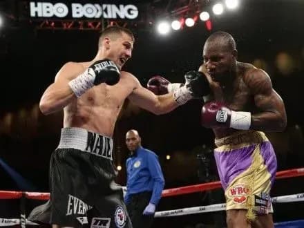 О.Гвоздик одержал победу в бою с кубинцем Ю.Гонсалесом