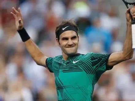 Р.Федерер переміг першу ракетку світу Е.Маррея у матчі на воді