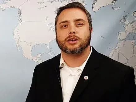 Инициатор референдума о выходе Калифорнии из состава США решил переехать в Россию