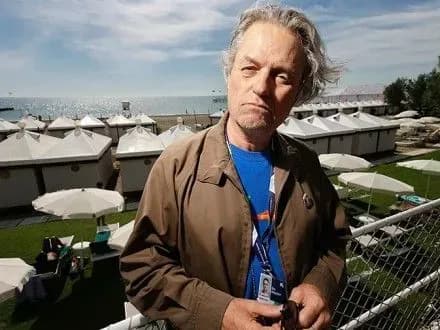 Помер режисер стрічки "Мовчання ягнят" Д.Деммі