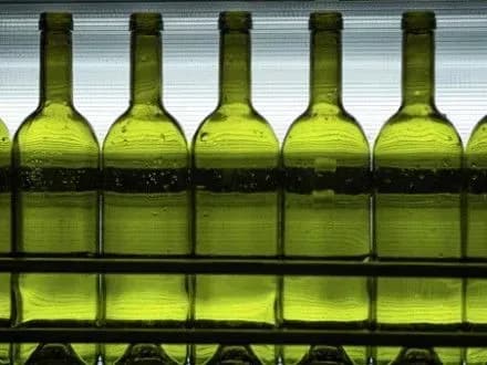 Підвищення акцизів на алкоголь спровокувало збільшення фальсифікату – експерт