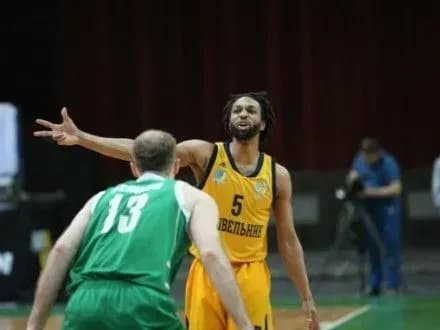 "Хімік" вирвав перемогу у "Будівельника" в першій грі фіналу ЧУ