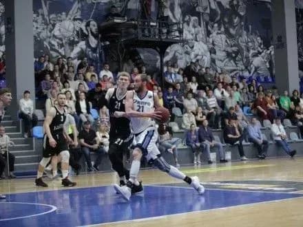 "Черкаські Мавпи" зрівняли рахунок у серії за "бронзу" ЧУ проти БК "Дніпро"