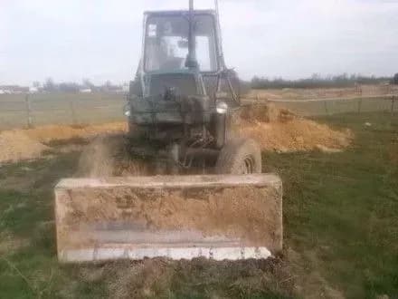 В Житомирской области задержали старателей, которые добывали янтарь экскаватором