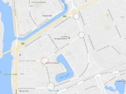 На перехресті просп. П. Тичини та вул. Шумського у Києві впорядкували круговий рух