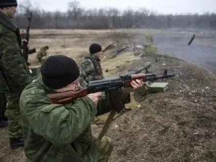Минулої доби бойовики здійснили 16 ворожих обстріли на донецькому напрямку