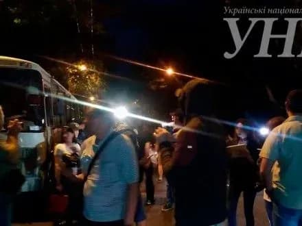 Після концету І.Білик активісти продовжили провокації