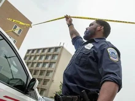 У США відвідувачів музею евакуювали через підозрілий предмет