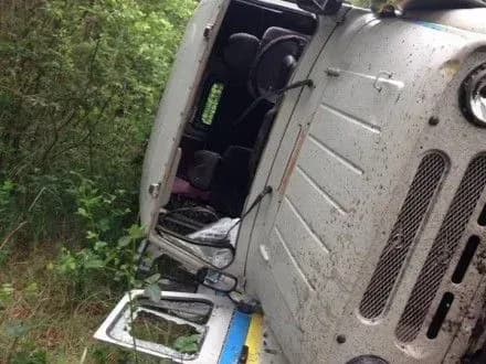 На Рівненщині сталася сутичка між копачами бурштину і поліцією, є постраждалі