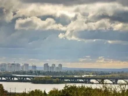 Сьогодні у Києві хмарно