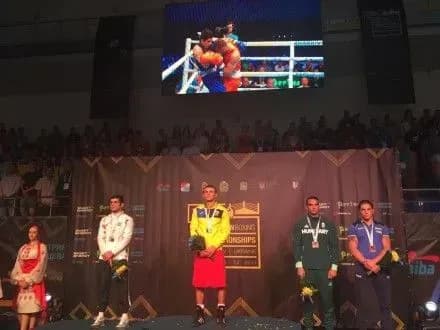 О.Хижняк принес второе "золото" Украине на ЧЕ по боксу