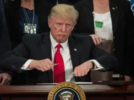 Д.Трамп прокоментував зростання торгівлі між Китаєм та КНДР