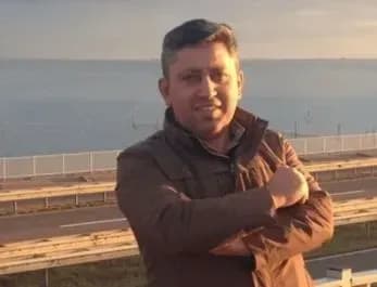 Суд отпустил на поруки журналиста, которого разыскивает Интерпол