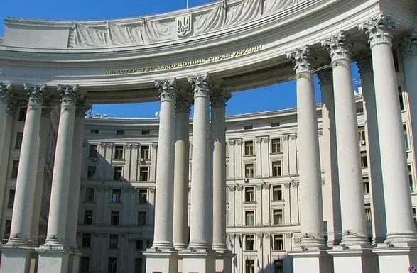 Беларусь еще не позволила украинскому консулу посетить задержанного директора завода