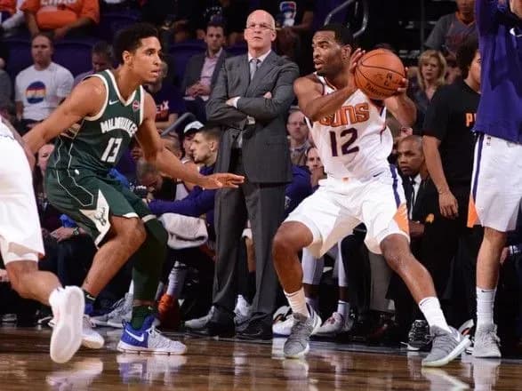 Українець Боломбой допоміг Мілуокі обіграти команду Леня