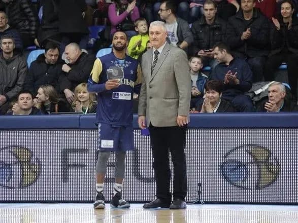 Захисника "Будівельника" визнано найкращим баскетболістом місяця в Суперлізі