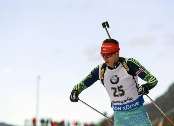 Український біатлоніст потрапив в квіткову церемонію гонки Кубку IBU