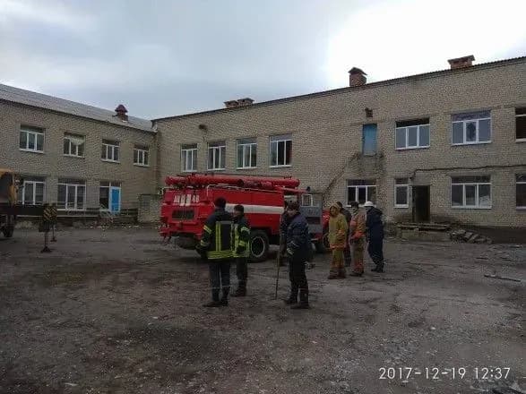 Дитсадок у Новолуганському відновили після обстрілу