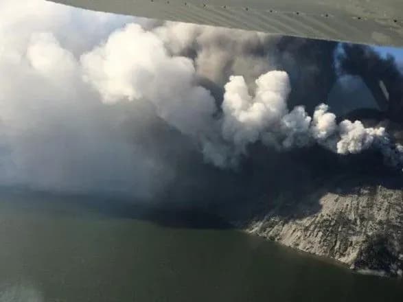 На Кадоваре началось извержение вулкана: жителей эвакуировали
