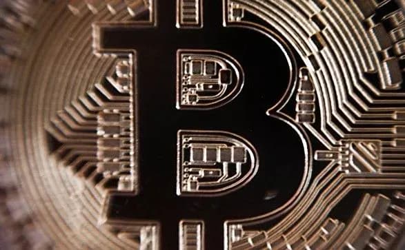 Грабіжники винесли з ресторану у Києві обладнання для майнінга