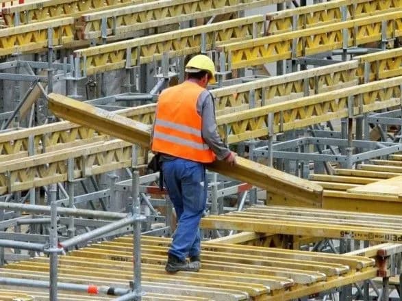 Минулого року в Україні працювало понад 1,5 тисячі росіян