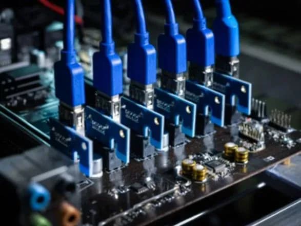 Прибор для майнинга криптовалют пытались ввезти в ОРДЛО